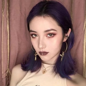 2025必看！超火爆真人微信头像女生图片来袭 女生头像 第1张