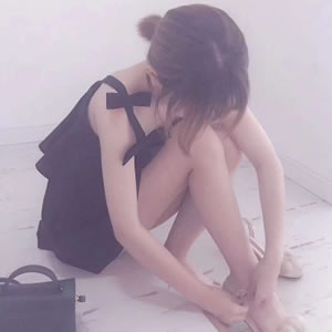 被这组真人高冷御姐头像拿捏了😍 女生头像 第8张