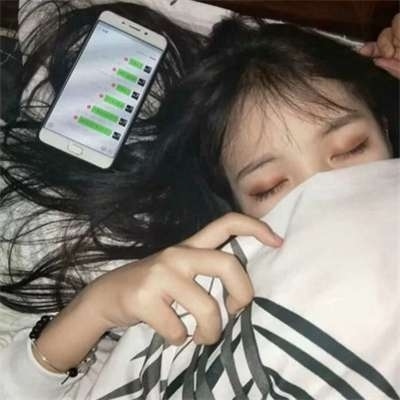 姐妹们快冲！丧系高清微信女生头像来啦 女生头像 第2张