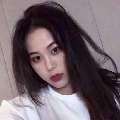 🔥2025新款真人个性女生高清头像来袭 女生头像 第7张