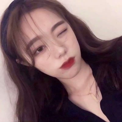 2025超潮流的女生真人QQ头像啦！ 女生头像 第14张