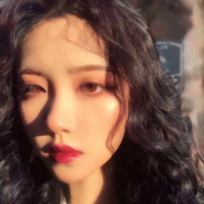 2025真人女生潮流头像图片 女生头像 第15张