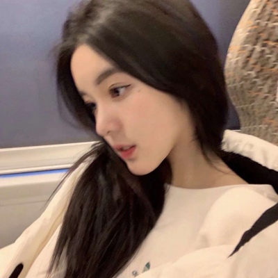 超绝！独一无二的真人女生微信头像来啦 女生头像 第6张