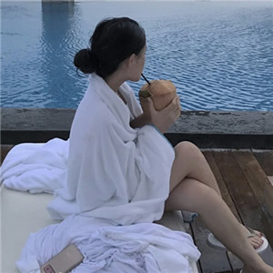 超吸引人的女生真人微信头像图片 女生头像 第4张