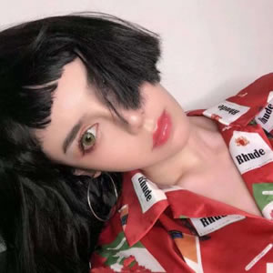 2025 必看！真人伤感女生高清头像来袭🥀 女生头像 第6张