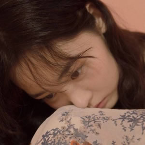 2025 必看！真人伤感女生高清头像来袭🥀 女生头像 第18张