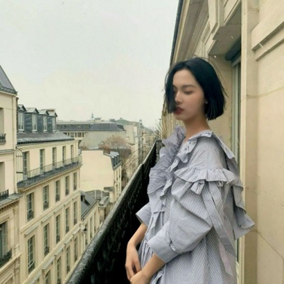 2025绝美真人小姐姐高清头像来袭✨ 女生头像 第23张