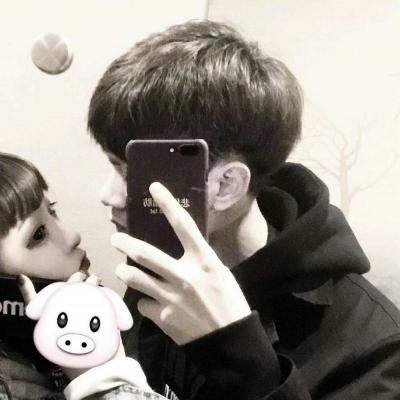 2025真人一左一右配对小清新情侣头像图片,氛围感拉满 情侣头像 第8张 2025真人一左一右配对小清新情侣头像图片,氛围感拉满 情侣头像 第8张