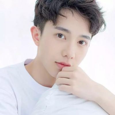 被帅到!这组帅气清纯男生清新头像太绝啦 男生头像 第9张 被帅到!这组帅气清纯男生清新头像太绝啦 男生头像 第9张