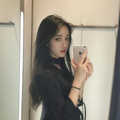 📱超绝的拿手机真人女生头像来啦 女生头像 第11张 📱超绝的拿手机真人女生头像来啦 女生头像 第11张