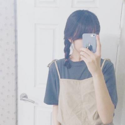 📱超绝的拿手机真人女生头像来啦 女生头像 第17张 📱超绝的拿手机真人女生头像来啦 女生头像 第17张