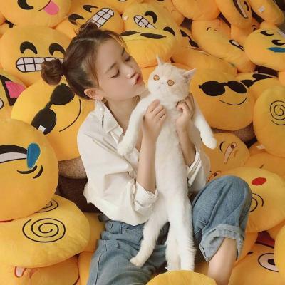 被狠狠拿捏住了!抱猫咪的仙气真人女生头像 女生头像 第22张 被狠狠拿捏住了!抱猫咪的仙气真人女生头像 女生头像 第22张