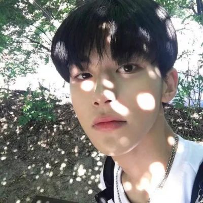 被帅到!这组帅气清纯男生清新头像太绝啦 男生头像 第14张 被帅到!这组帅气清纯男生清新头像太绝啦 男生头像 第14张