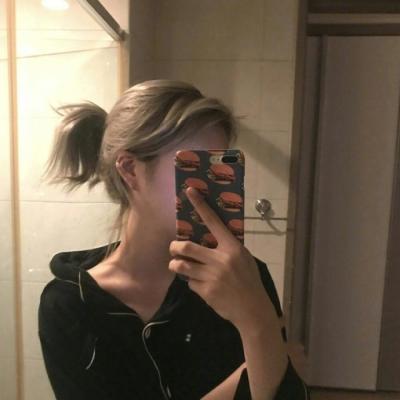 📱超绝的拿手机真人女生头像来啦 女生头像 第7张 📱超绝的拿手机真人女生头像来啦 女生头像 第7张