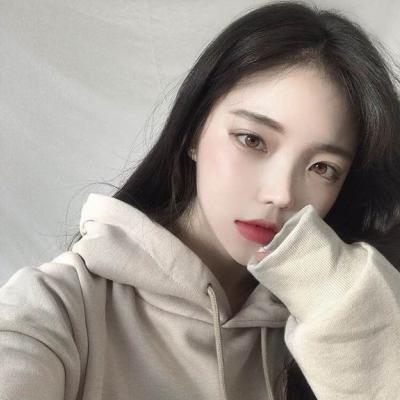 🔥2025真人微信女生简单气质头像大全 女生头像 第20张