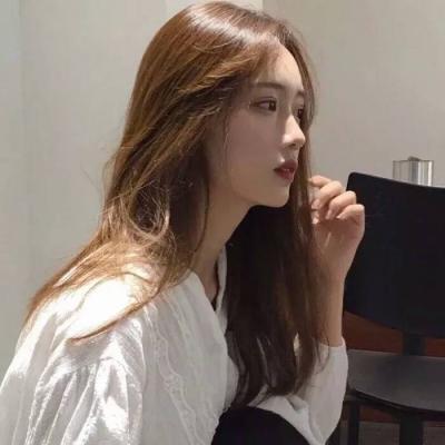 🔥2025真人微信女生简单气质头像大全 女生头像 第12张