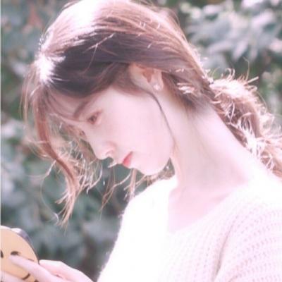 🔥2025真人微信女生简单气质头像大全 女生头像 第6张