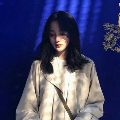 2025超绝真人女生高冷气质头像来袭 女生头像 第4张 2025超绝真人女生高冷气质头像来袭 女生头像 第4张