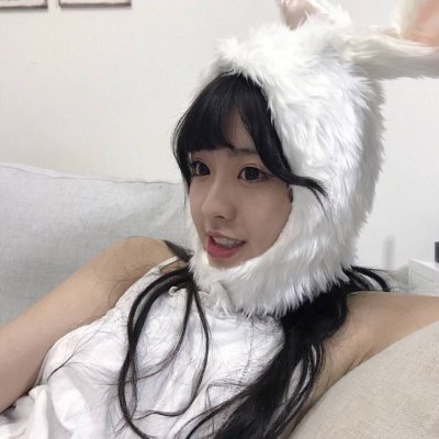 2025真人女生超潮高清QQ头像来袭✨ 女生头像 第21张 2025真人女生超潮高清QQ头像来袭✨ 女生头像 第21张