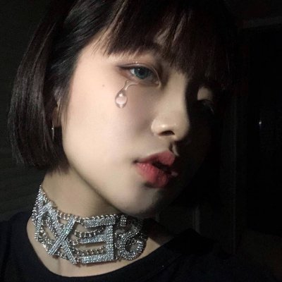 2025真人女生超潮高清QQ头像来袭✨ 女生头像 第1张 2025真人女生超潮高清QQ头像来袭✨ 女生头像 第1张