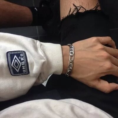 宝藏!男生不露脸真人头像来袭✨ 男生头像 第17张 宝藏!男生不露脸真人头像来袭✨ 男生头像 第17张