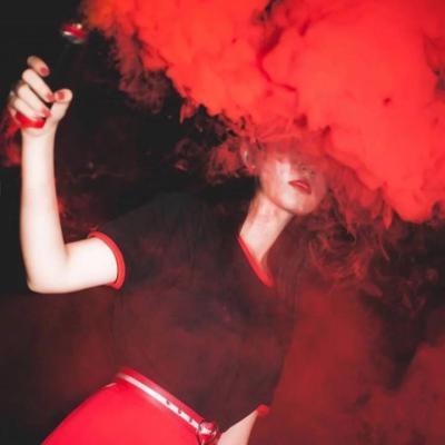 👸2025年必看的QQ非主流女生真人个性头像来啦 女生头像 第1张