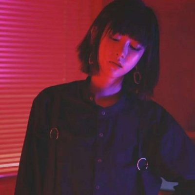 超绝!真人红色系女生头像大全✨ 女生头像 第11张 超绝!真人红色系女生头像大全✨ 女生头像 第11张