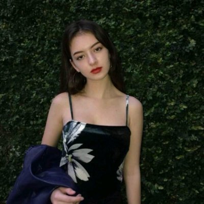 🔥2025新款真人女生个性头像推荐 女生头像 第15张 🔥2025新款真人女生个性头像推荐 女生头像 第15张
