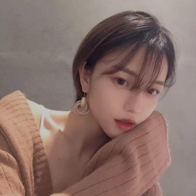 超绝!2025微信真人女头大全✨ 女生头像 第12张 超绝!2025微信真人女头大全✨ 女生头像 第12张