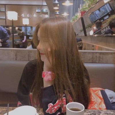 超绝!2025微信真人女头大全✨ 女生头像 第13张 超绝!2025微信真人女头大全✨ 女生头像 第13张