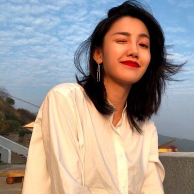 🔥2025超绝真人女生时尚潮流头像来袭 女生头像 第23张