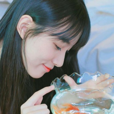 超绝!2025微信真人女头大全✨ 女生头像 第8张 超绝!2025微信真人女头大全✨ 女生头像 第8张