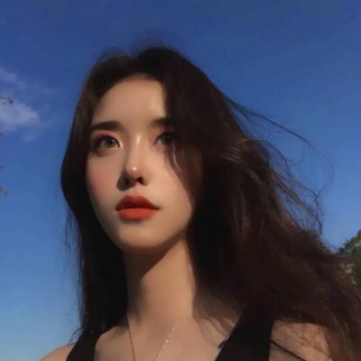 🔥2025超绝真人女生时尚潮流头像来袭 女生头像 第8张