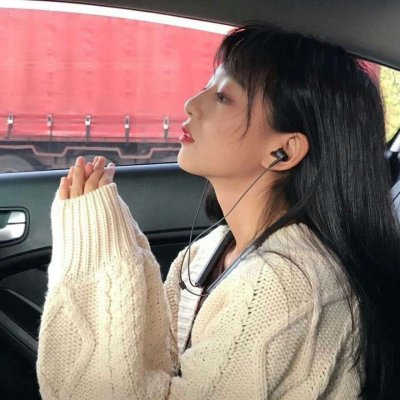 超绝!2025微信真人女头大全✨ 女生头像 第5张 超绝!2025微信真人女头大全✨ 女生头像 第5张