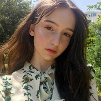 🔥2025必看！超火欧美范儿女生真人高清头像来袭 女生头像 第16张