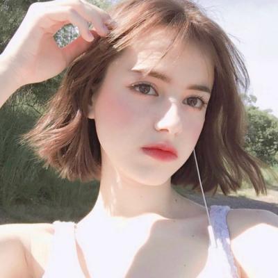 🔥2025必看！超火欧美范儿女生真人高清头像来袭 女生头像 第7张