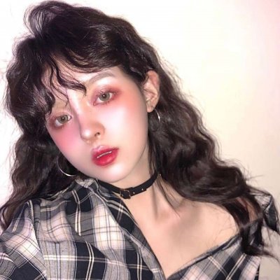 🔥2025必看!超酷女生霸气真人头像来袭 女生头像 第30张 🔥2025必看!超酷女生霸气真人头像来袭 女生头像 第30张