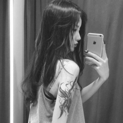 2025真人黑白高清女微信头像来袭🥰 女生头像 第14张 2025真人黑白高清女微信头像来袭🥰 女生头像 第14张