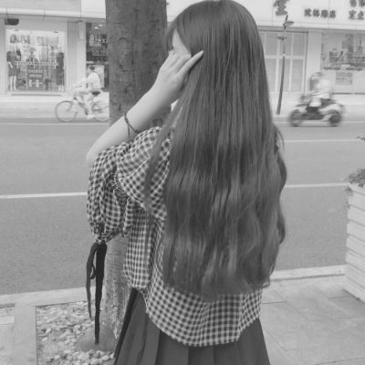 2025真人黑白高清女微信头像来袭🥰 女生头像 第17张 2025真人黑白高清女微信头像来袭🥰 女生头像 第17张