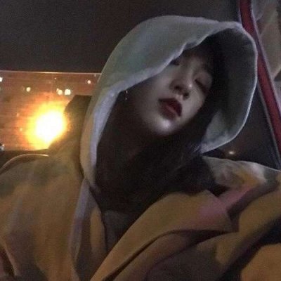 🔥2025必看!最潮最丧真人女生头像来袭 女生头像 第13张 🔥2025必看!最潮最丧真人女生头像来袭 女生头像 第13张