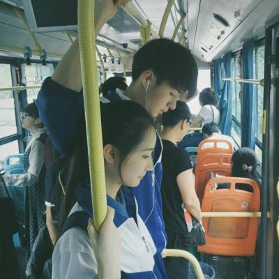 2025超绝一左一右高清真人情侣头像来袭❗ 情侣头像 第22张