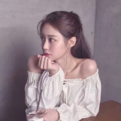 🔥2025款真人时尚女生性感头像来袭！ 女生头像 第8张