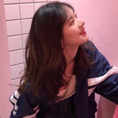 2025年超火的网红女生头像来啦🔥 女生头像 第17张