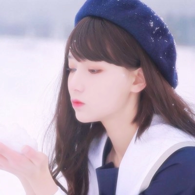 唯美的冬天女生微信头像推荐 女生头像 第22张 唯美的冬天女生微信头像推荐 女生头像 第22张