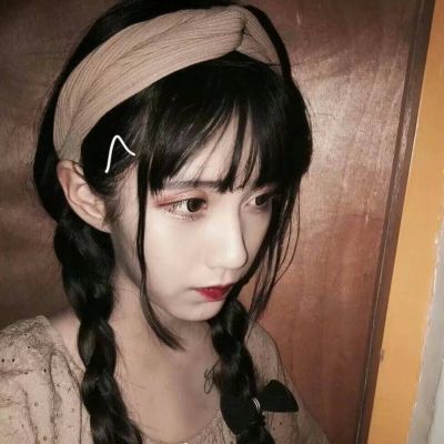 🔥2025 超绝真人女生霸气头像来袭 女生头像 第10张 🔥2025 超绝真人女生霸气头像来袭 女生头像 第10张