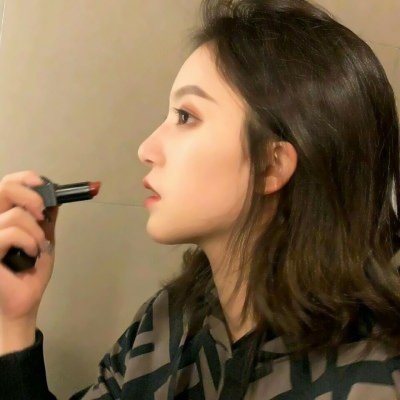 2025绝美独特高冷女生头像来袭! 女生头像 第3张 2025绝美独特高冷女生头像来袭! 女生头像 第3张