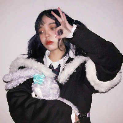 🔥2025必看!真人女生高清大图头像来袭 女生头像 第29张 🔥2025必看!真人女生高清大图头像来袭 女生头像 第29张