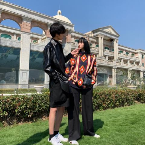 超有默契感，2025真人一左一右高冷两张情头图片 情侣头像 第18张
