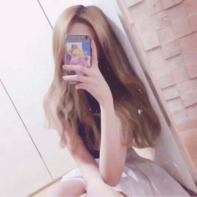 📱手机挡脸真人女生头像大集合来啦！ 女生头像 第24张
