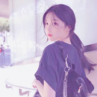🌟2025唯美有气质的高清女生头像来啦 女生头像 第26张 🌟2025唯美有气质的高清女生头像来啦 女生头像 第26张